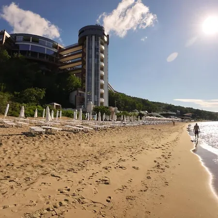 Апартамент William's - Cute *