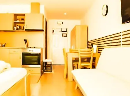 William's - Cute Apartmán